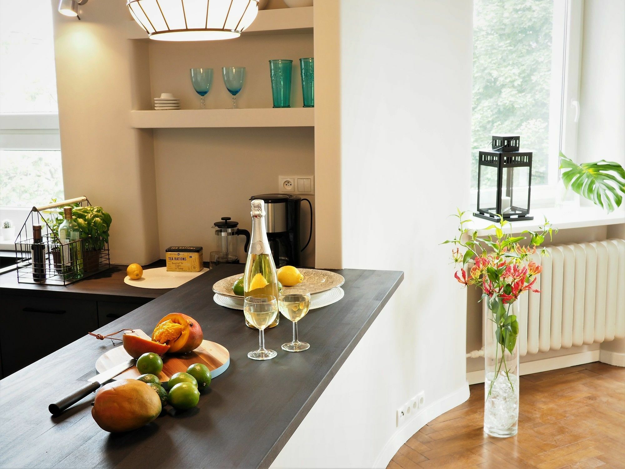 Classic Apartment In Варшава Екстериор снимка